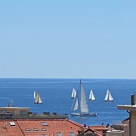 Vista Quinto Piano Lejlighed Sanremo